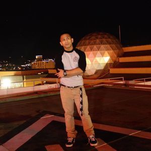 Meet your Posher, Randall